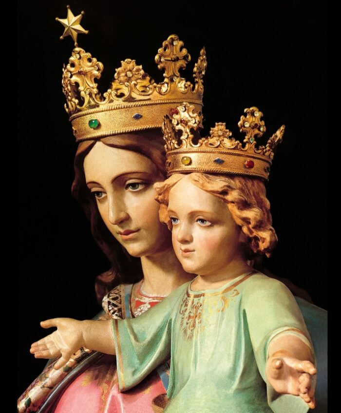 Madonna Maria Aus 2 700x846